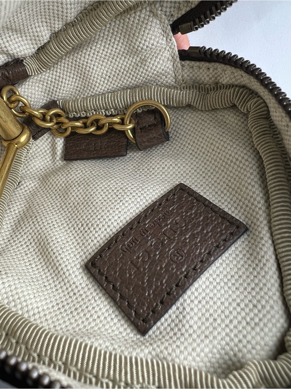 New Gucci GG Ophidia Zipper Key Pouch Case - Picture 9 of 11